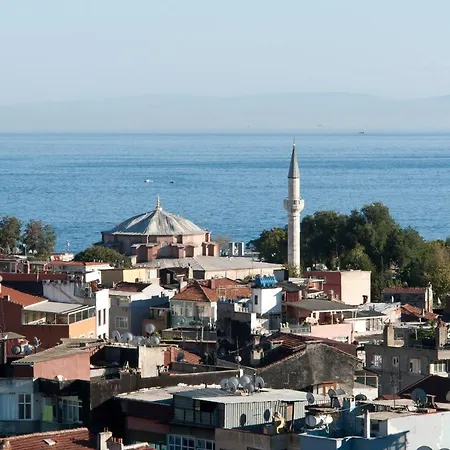 Aslan Apartman *